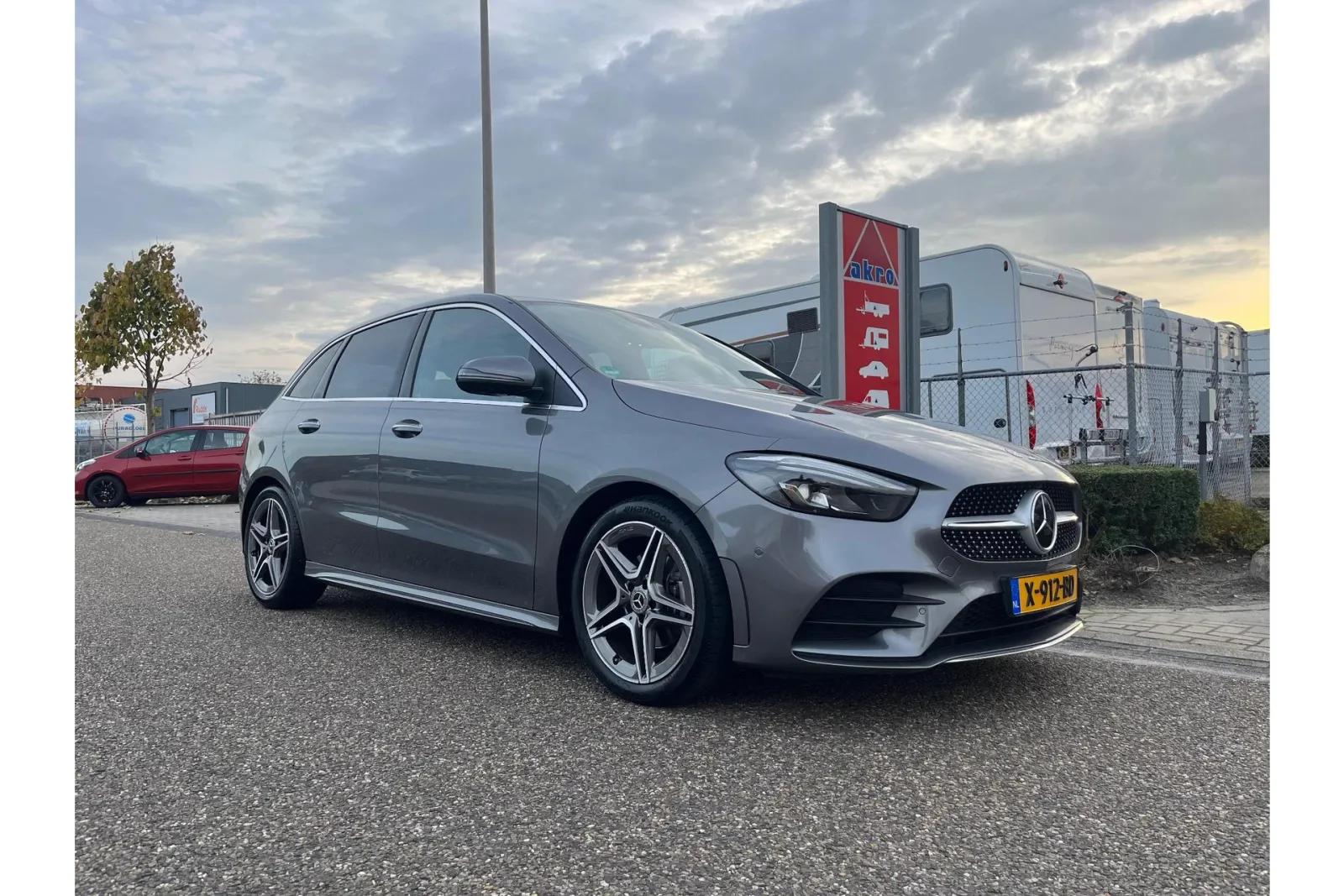 Mercedes-Benz B-Klasse (2019) — foto 1