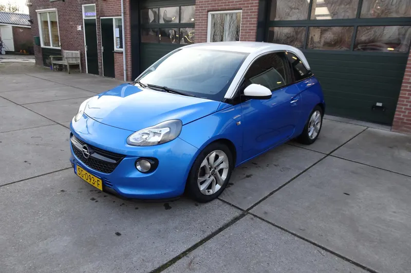 Opel Adam (2016)