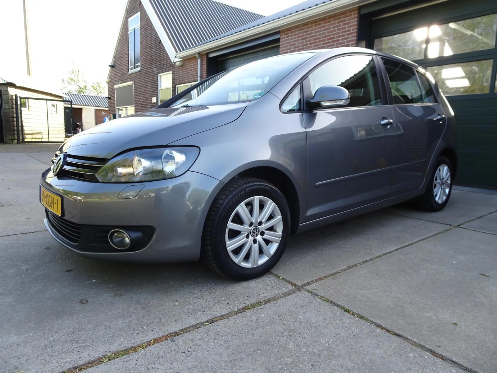Volkswagen Golf Plus (2012) — foto 1