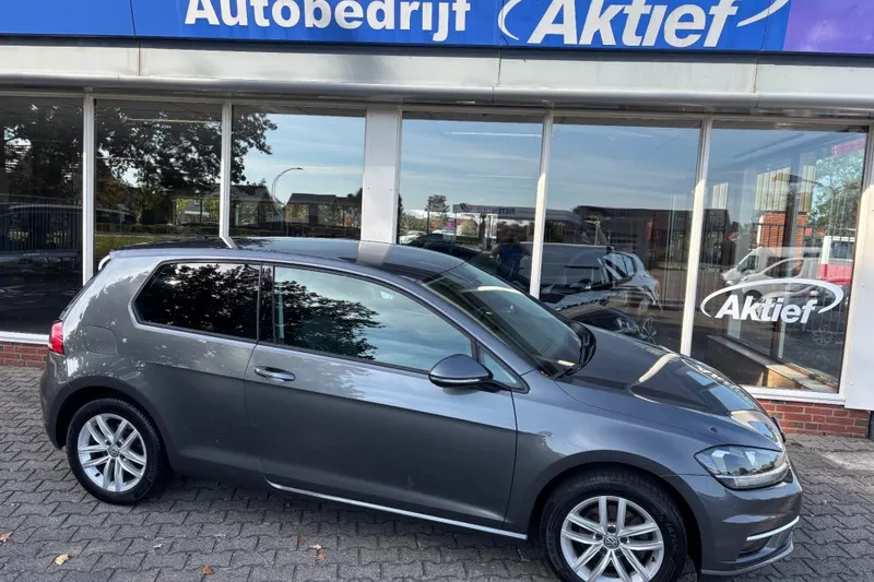 Volkswagen Golf (2018)