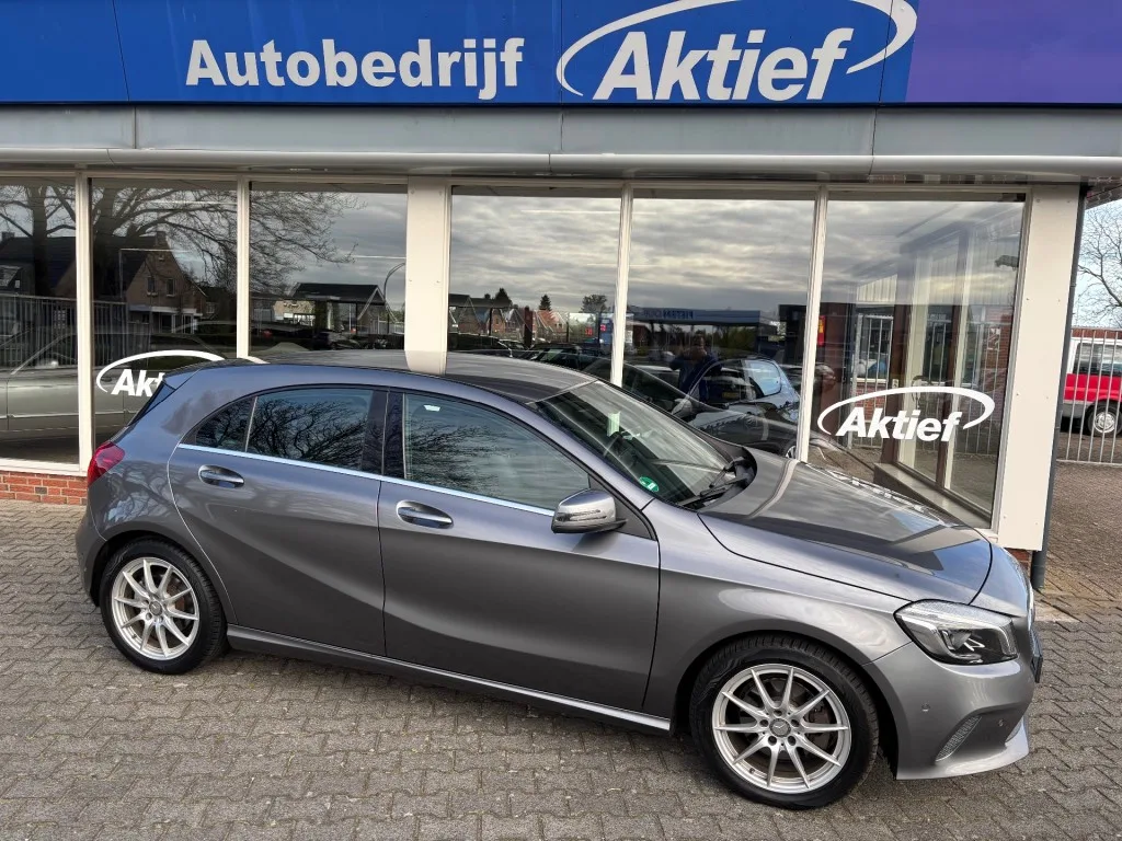 Mercedes-Benz A-Klasse (2016) — foto 1