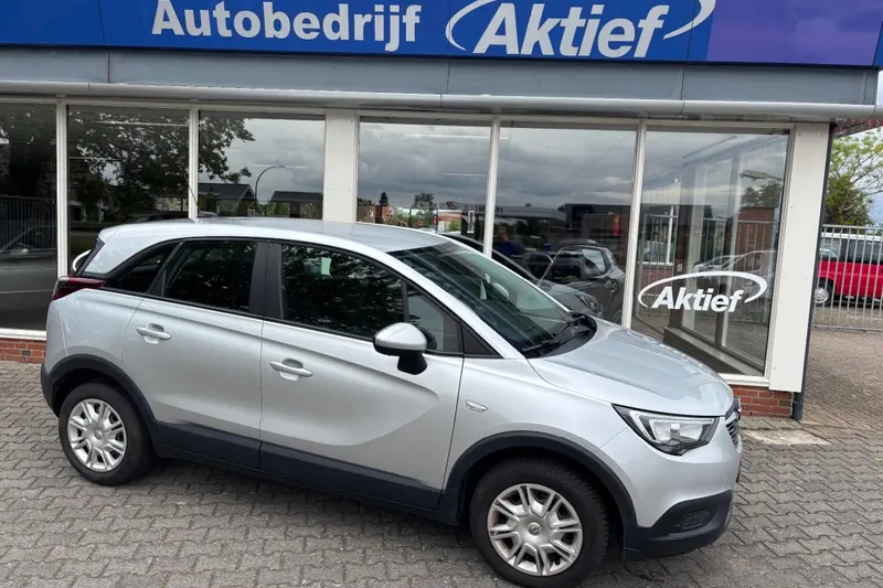 Opel Crossland X (2018)