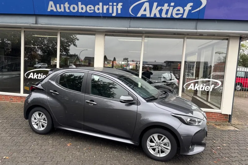 Toyota Yaris (2024)