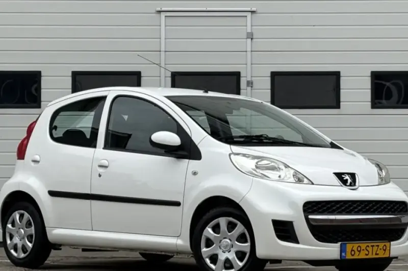 Peugeot 107 (2011)