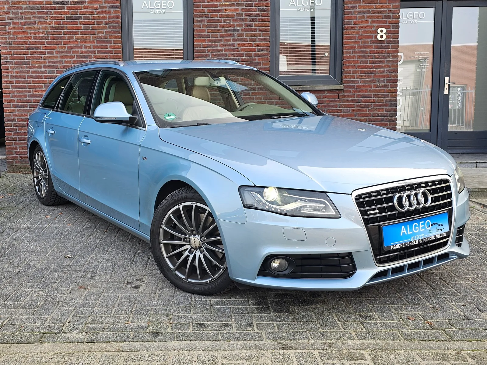 Audi A4 (2008) — foto 1