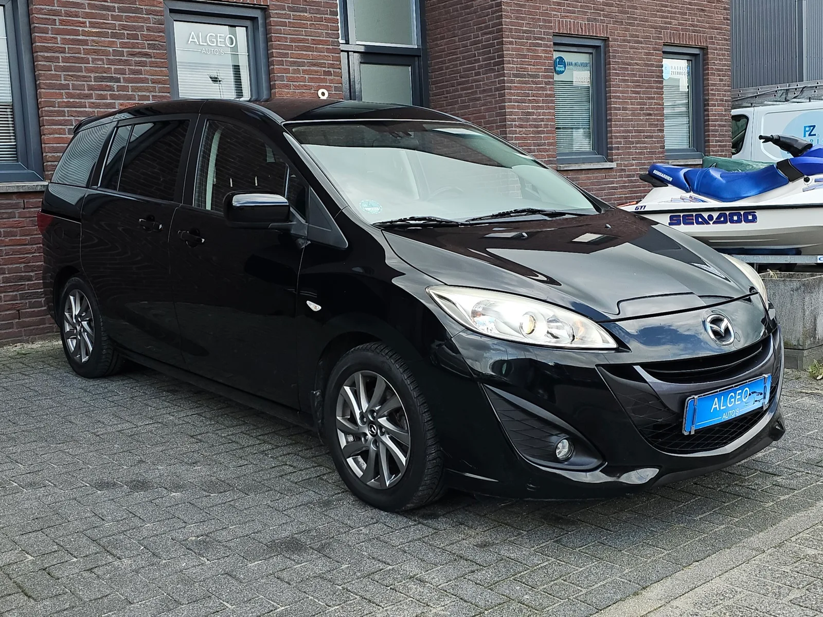 Mazda 5 (2013) — foto 1