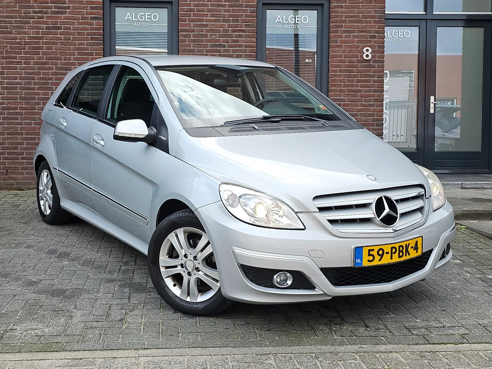Mercedes-Benz B-Klasse (2011) — foto 1