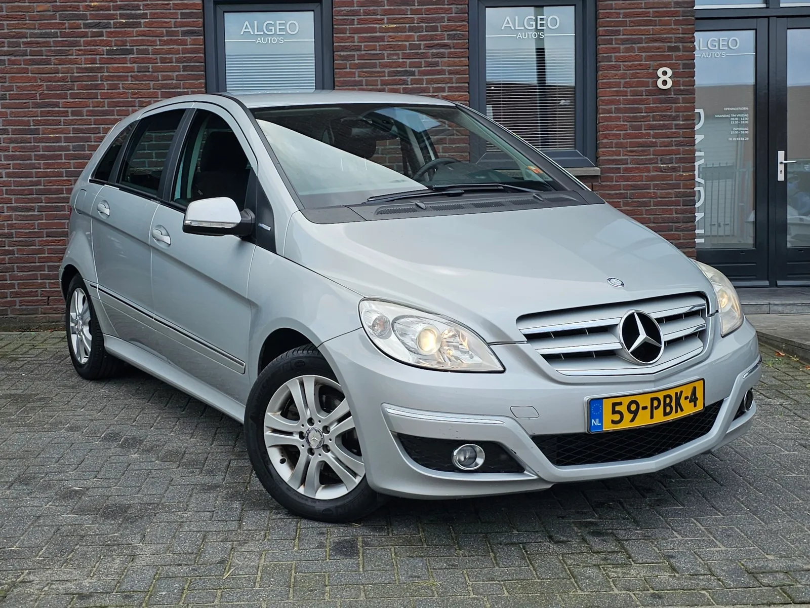 Mercedes-Benz B-Klasse (2011) — foto 1