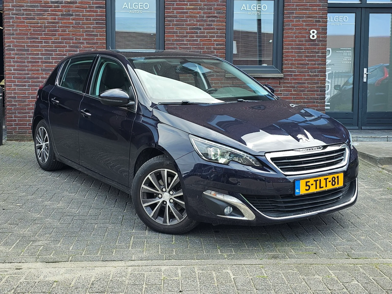 Peugeot 308 (2014) — foto 1