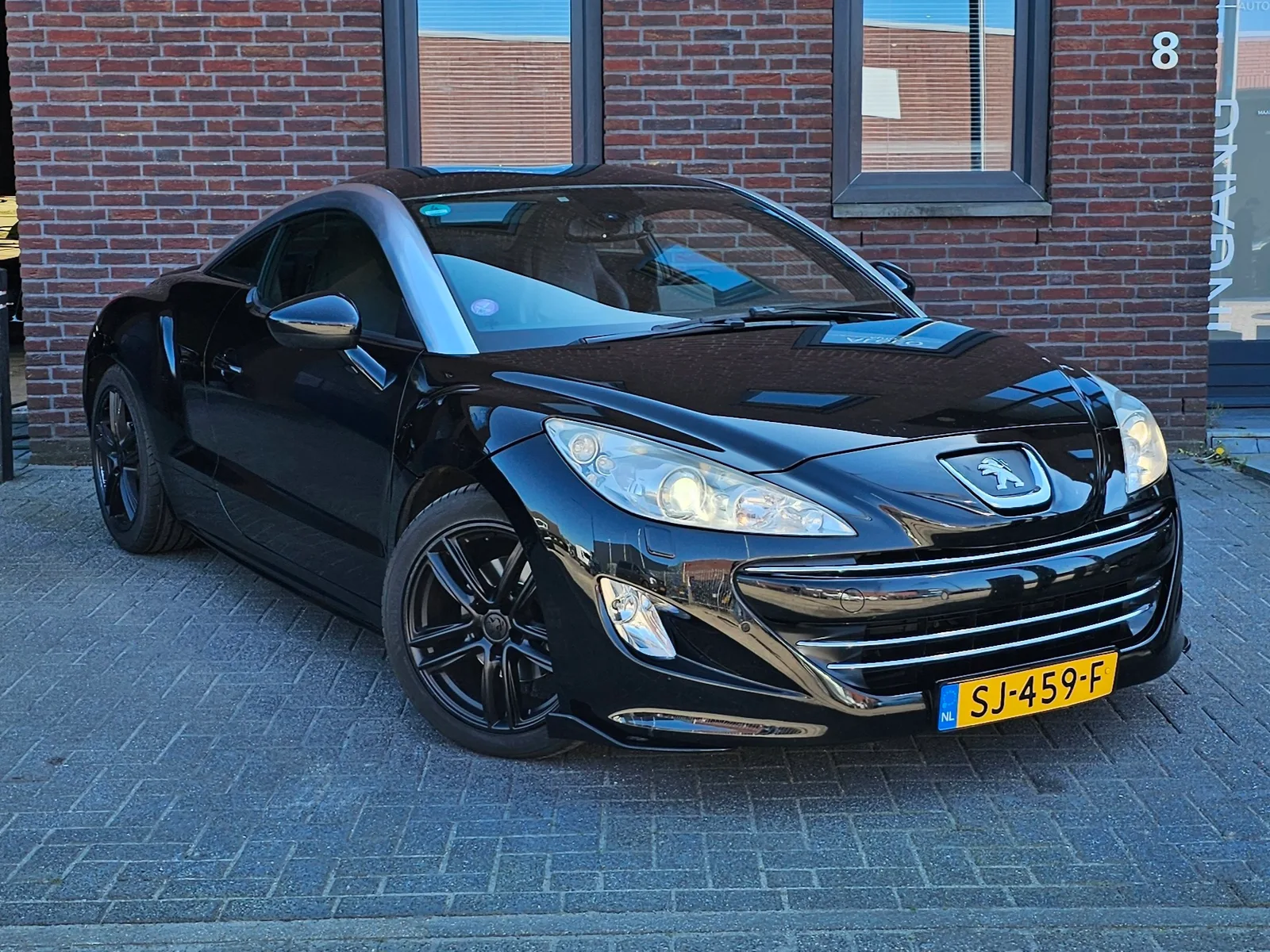 Peugeot RCZ (2011) — foto 1