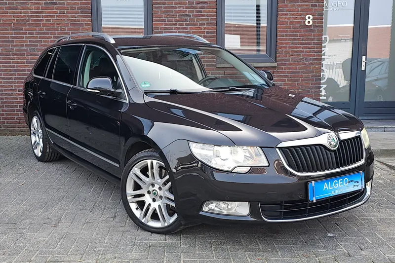 Škoda Superb (2010)
