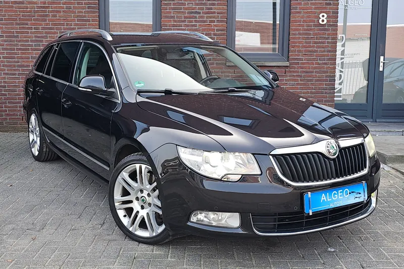 Škoda Superb (2010)