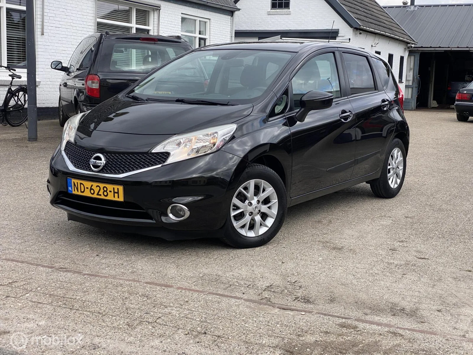 Nissan Note (2017) — foto 1