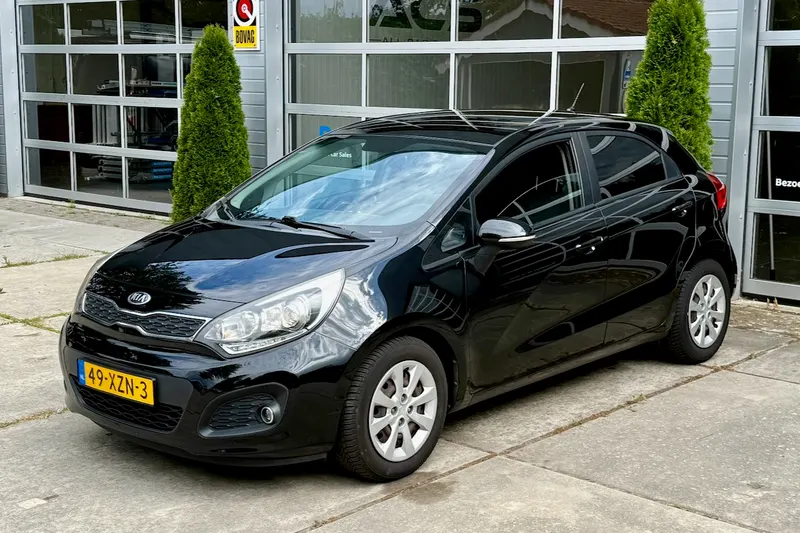 Kia Rio (2012)