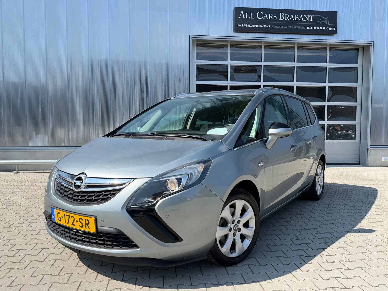 Opel Zafira Tourer (2012) — foto 1