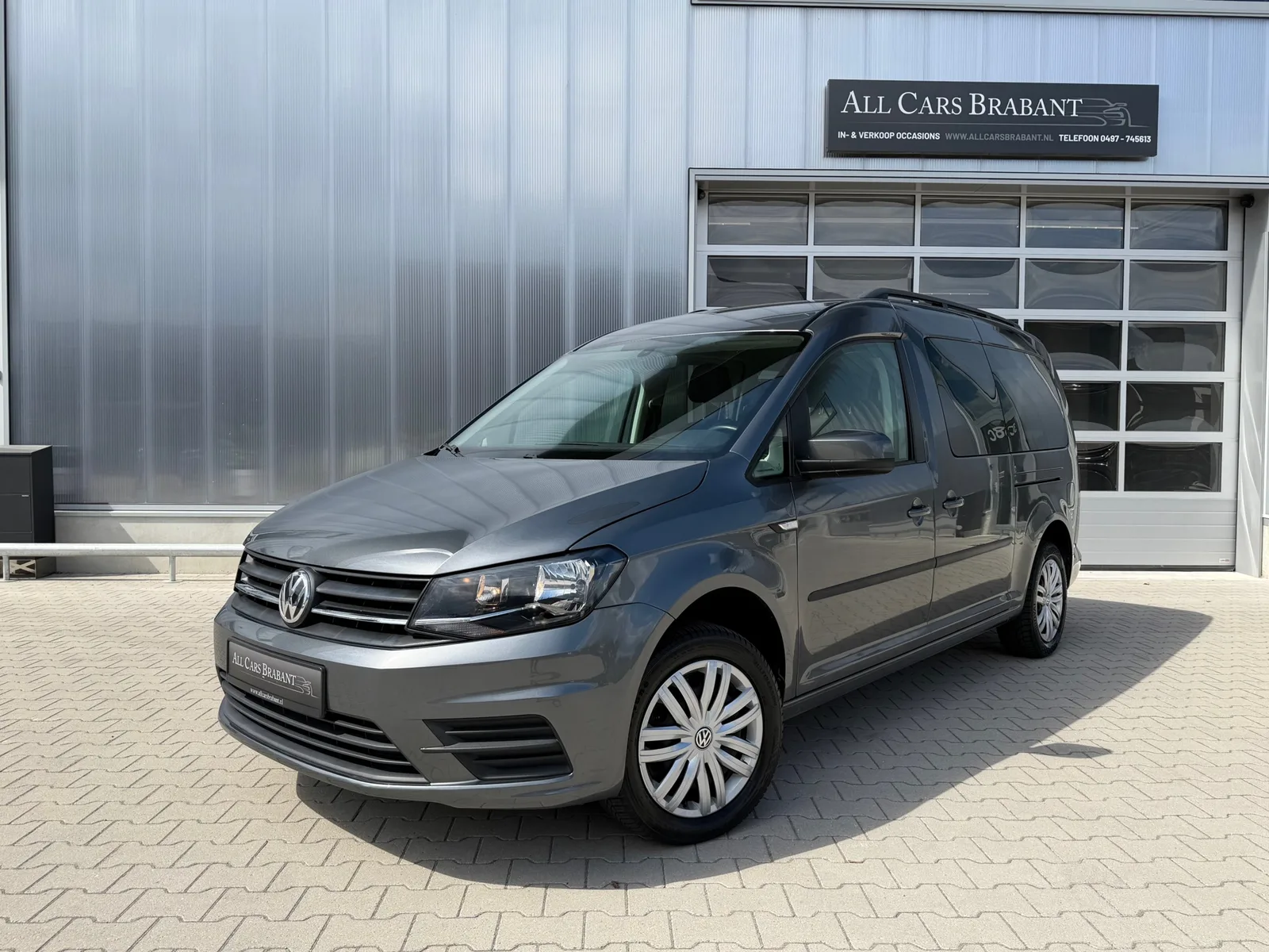 Volkswagen Caddy Maxi (2016) — foto 1