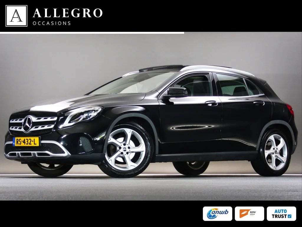 Mercedes-Benz GLA (2017) — foto 1