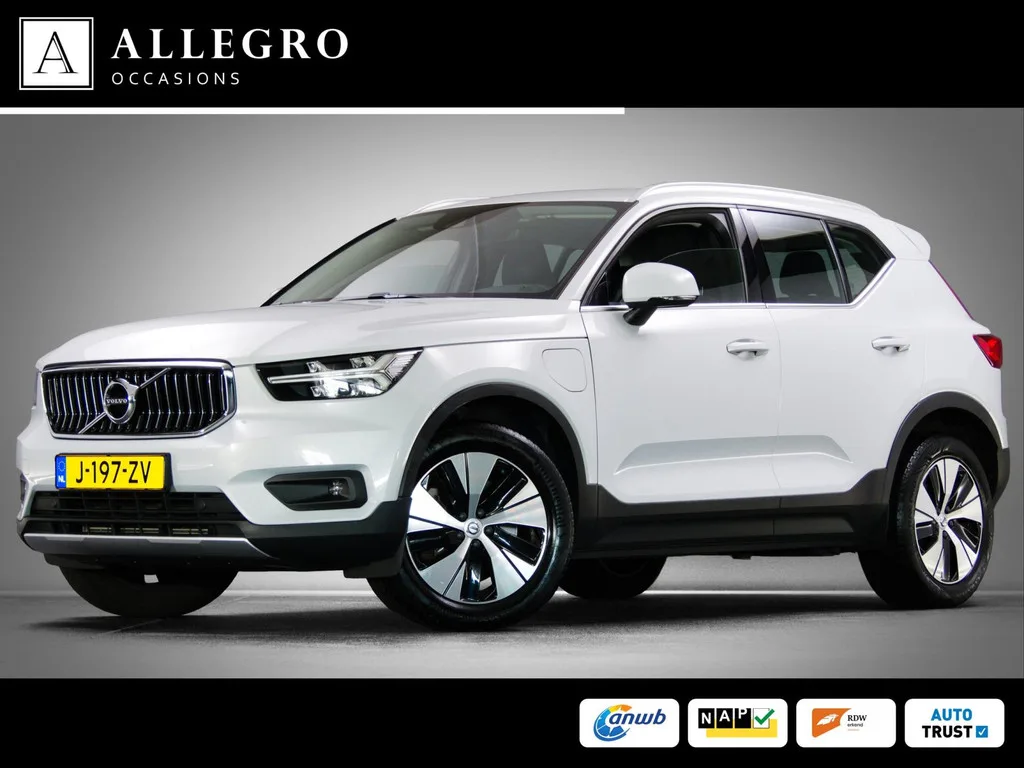 Volvo XC40 (2020) — foto 1