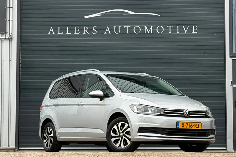 Volkswagen Touran (2023)