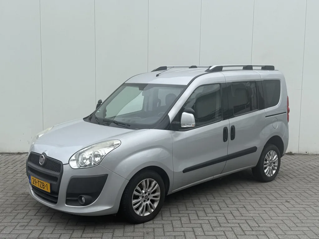 Fiat Doblò (2012) — foto 1