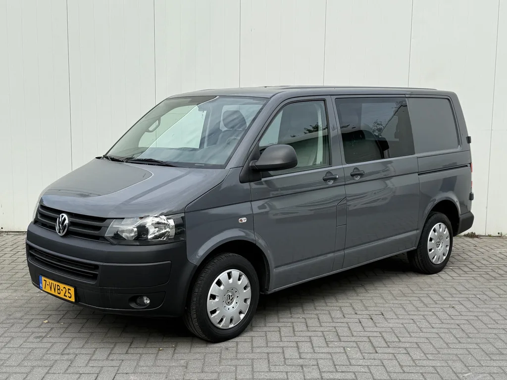 Volkswagen Transporter (2012) — foto 1
