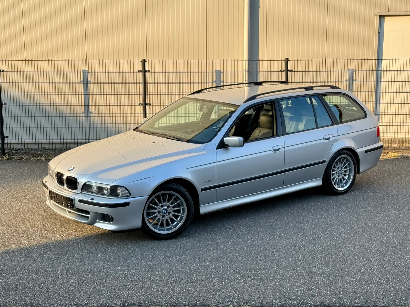 BMW 5-Serie (2002) — foto 1