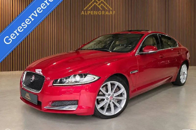 Jaguar XF (2014)