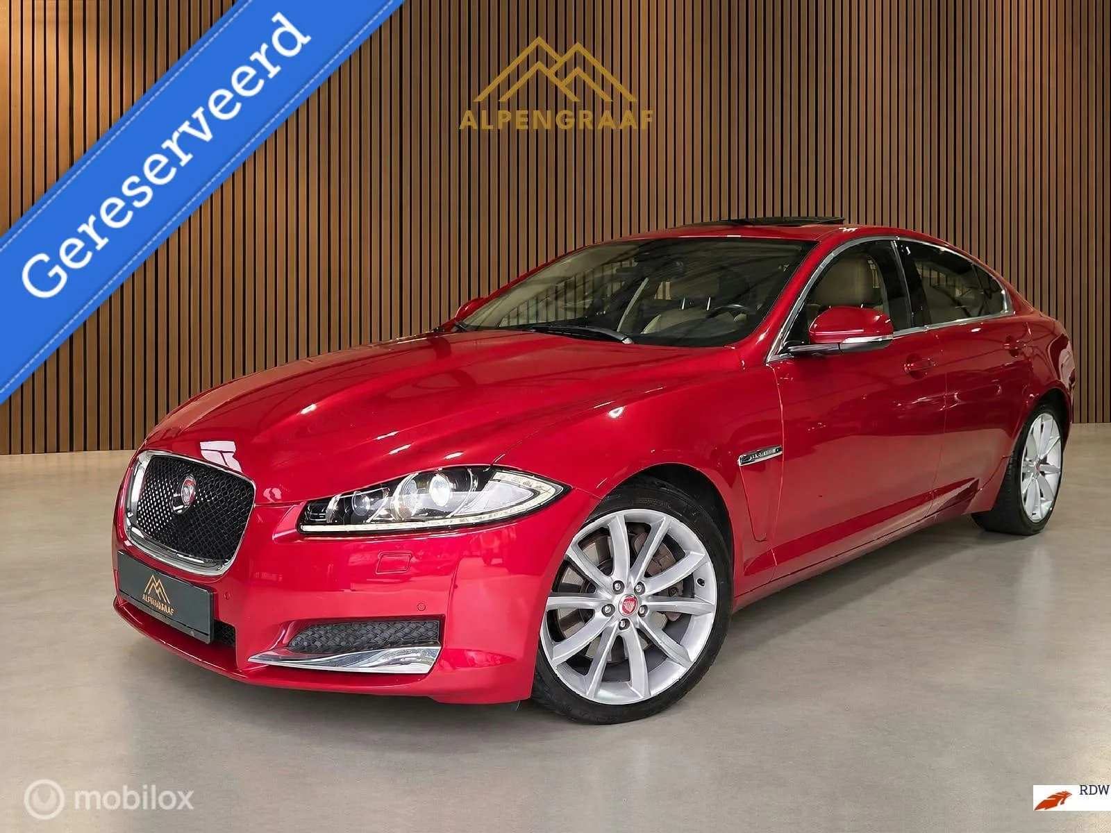 Jaguar XF (2014) — foto 1