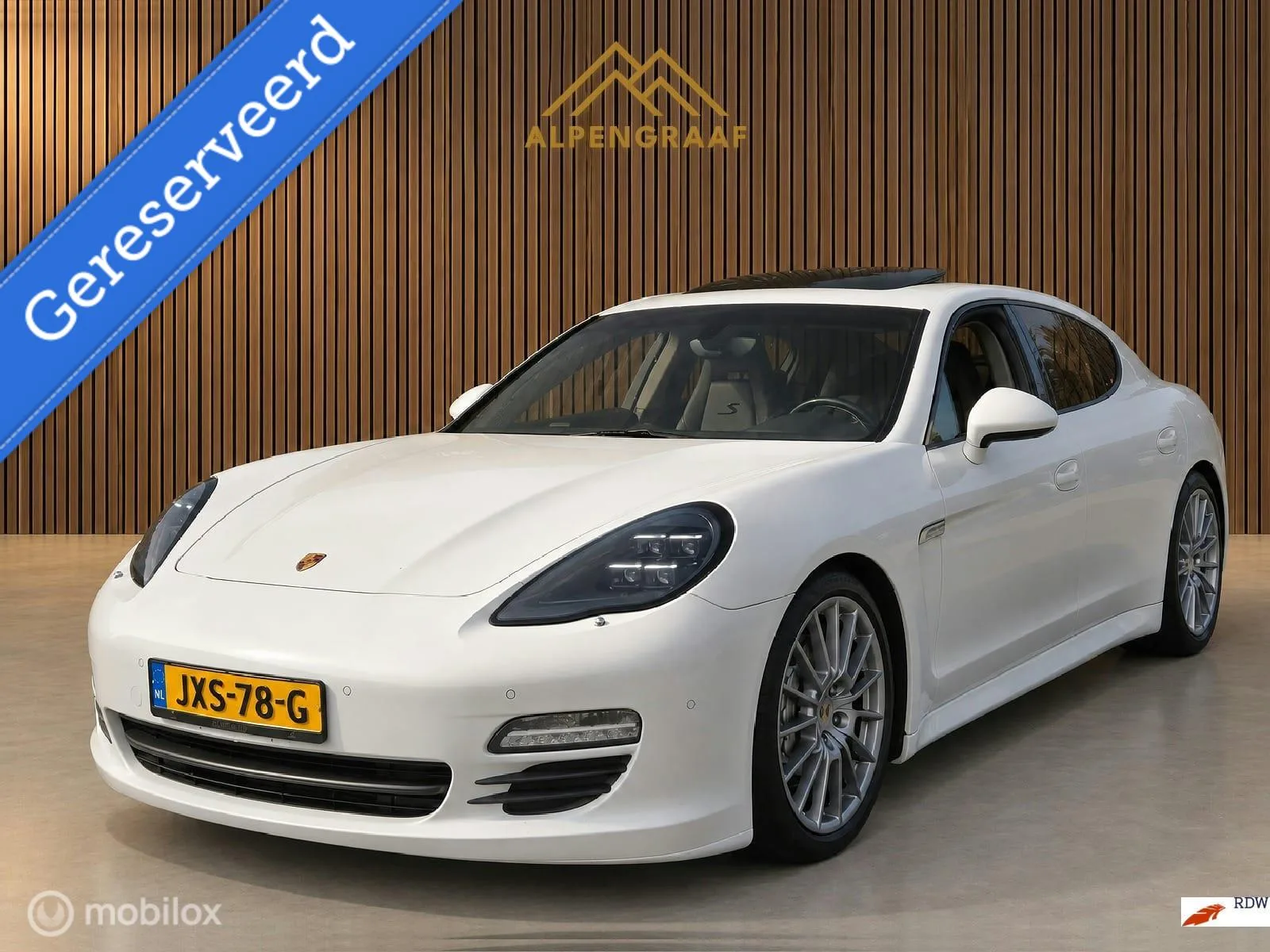 Porsche Panamera (2011) — foto 1