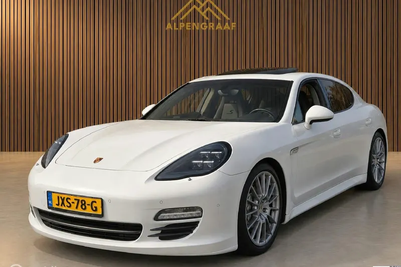 Porsche Panamera (2011)