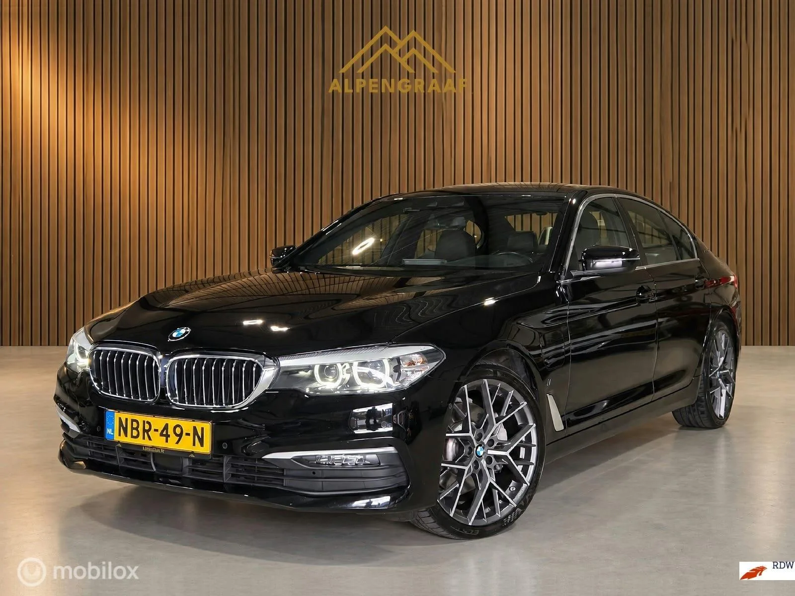 BMW 5-Serie (2018) — foto 1