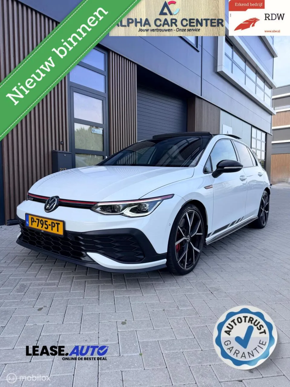 Volkswagen Golf (2021) — foto 1