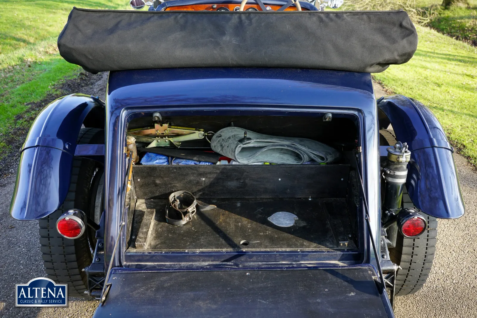 Lagonda LG (1937) — foto 1