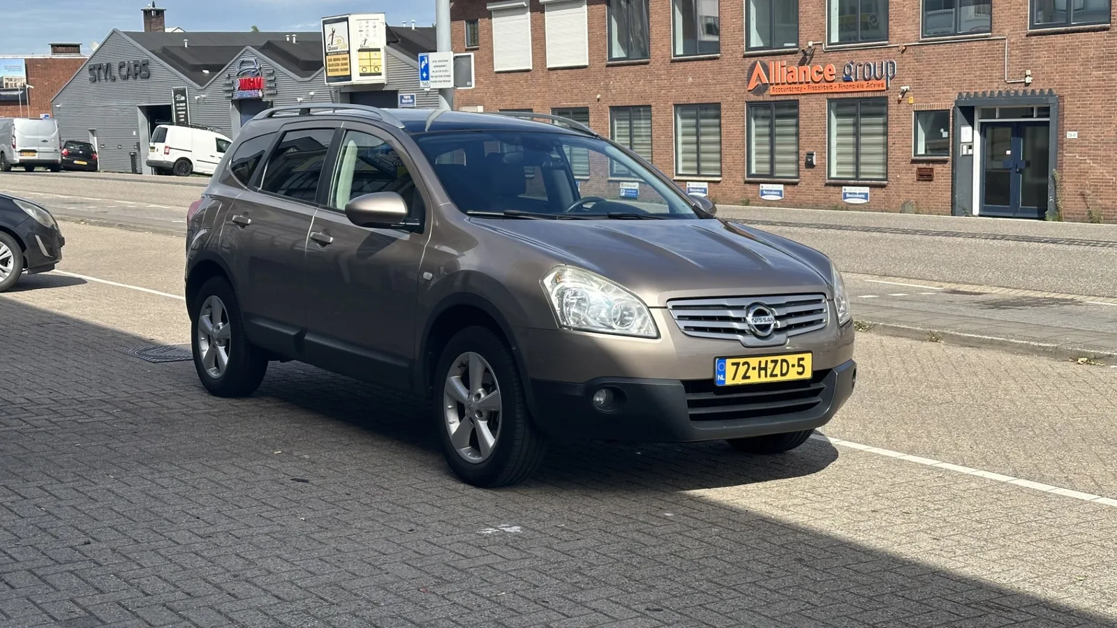 Nissan Qashqai (2009) — foto 1