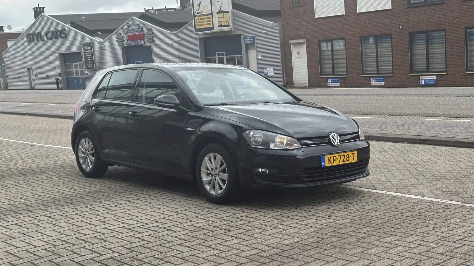 Volkswagen Golf (2016) — foto 1