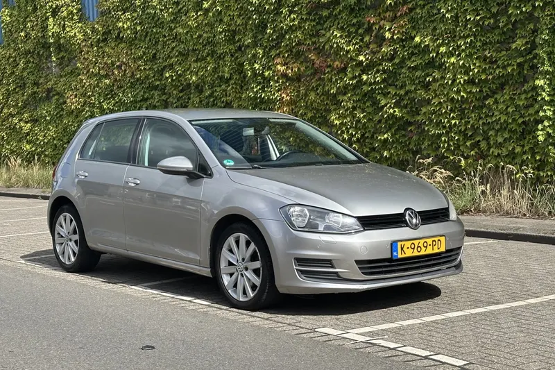 Volkswagen Golf (2013)