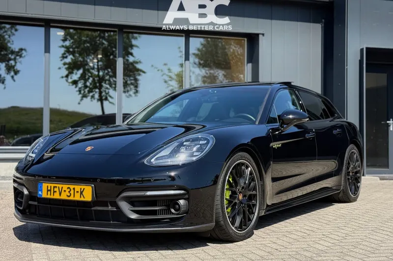 Porsche Panamera (2021)