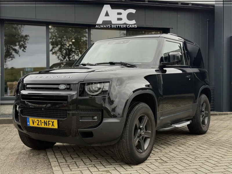 Land Rover Defender (2022) — foto 1