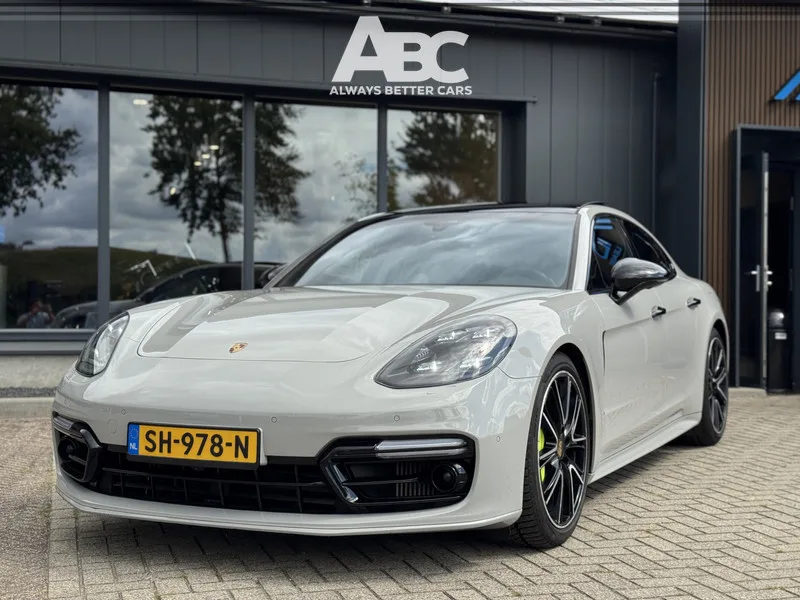 Porsche Panamera (2018) — foto 1