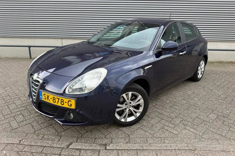 Alfa Romeo Giulietta (2011)