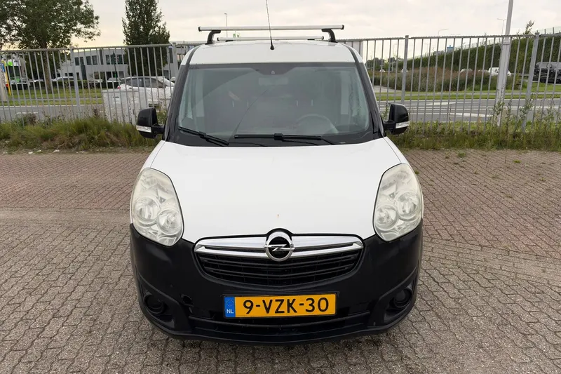 Opel Combo (2012)