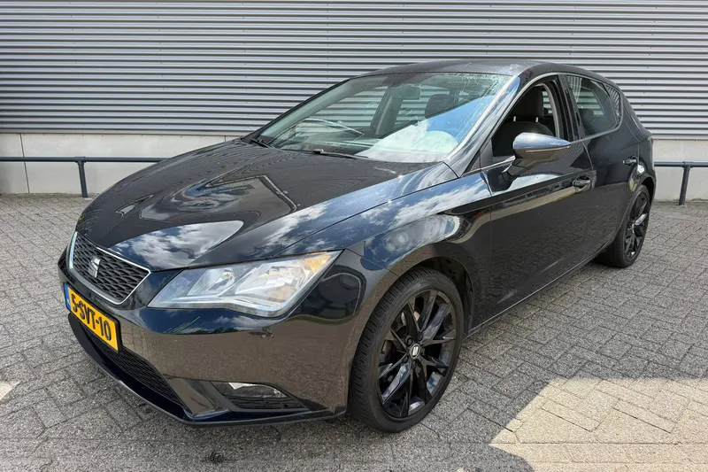 SEAT Leon (2013)