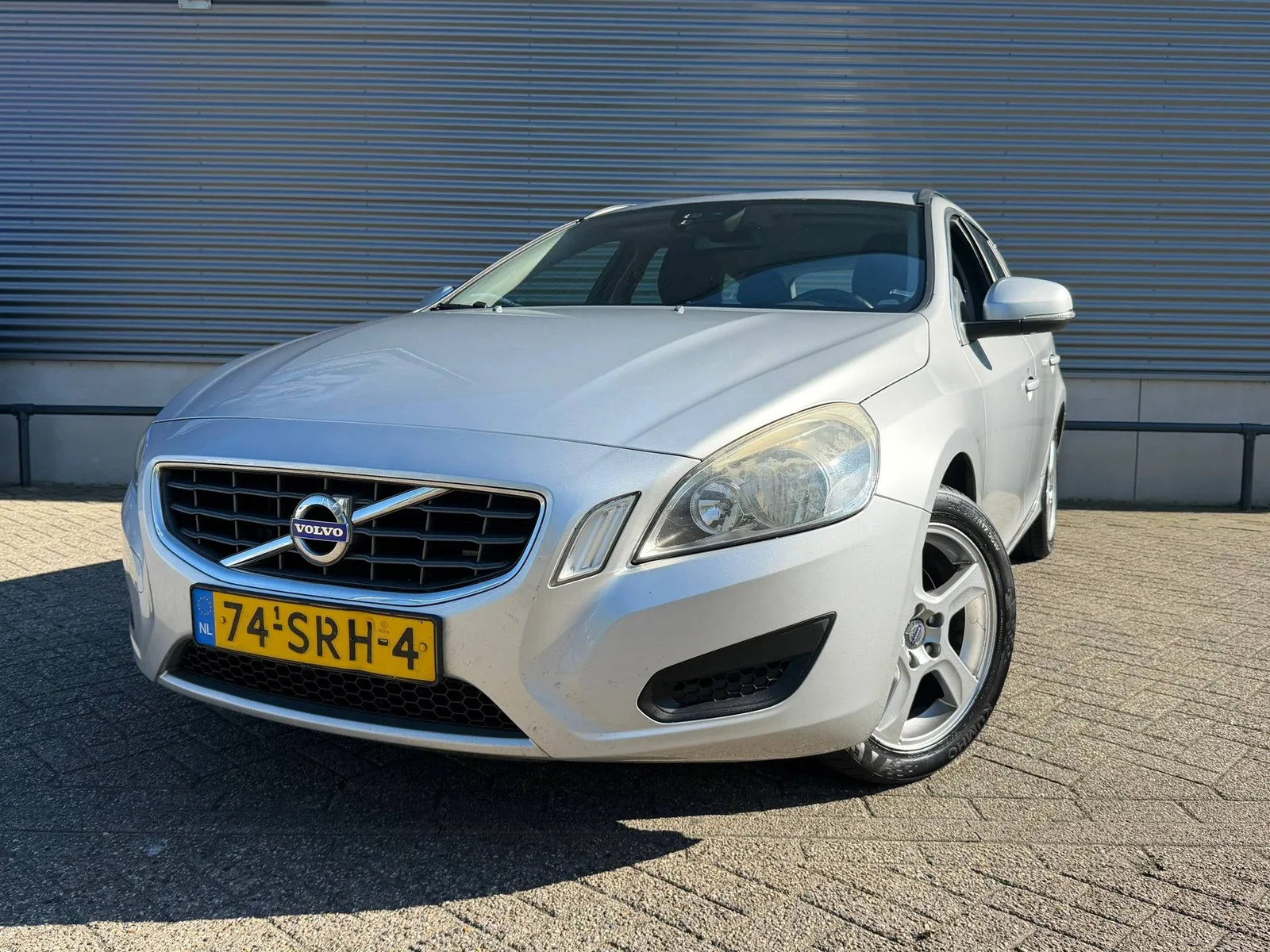 Volvo V60 (2011) — foto 1