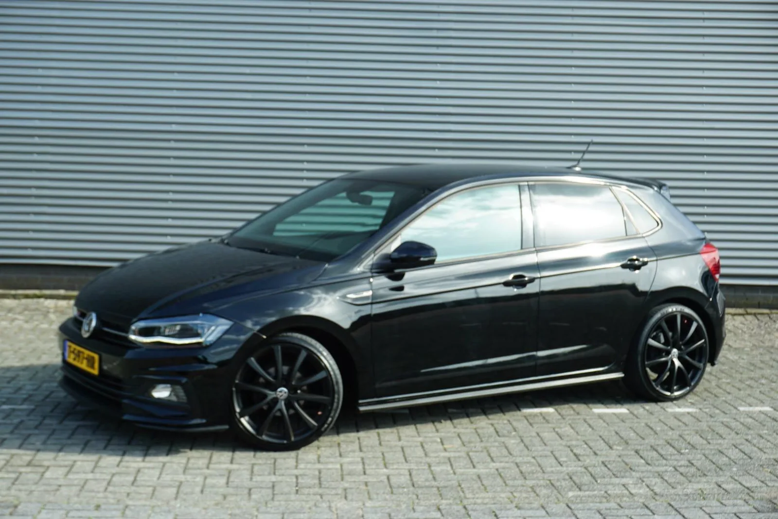 Volkswagen Polo (2018) — foto 1
