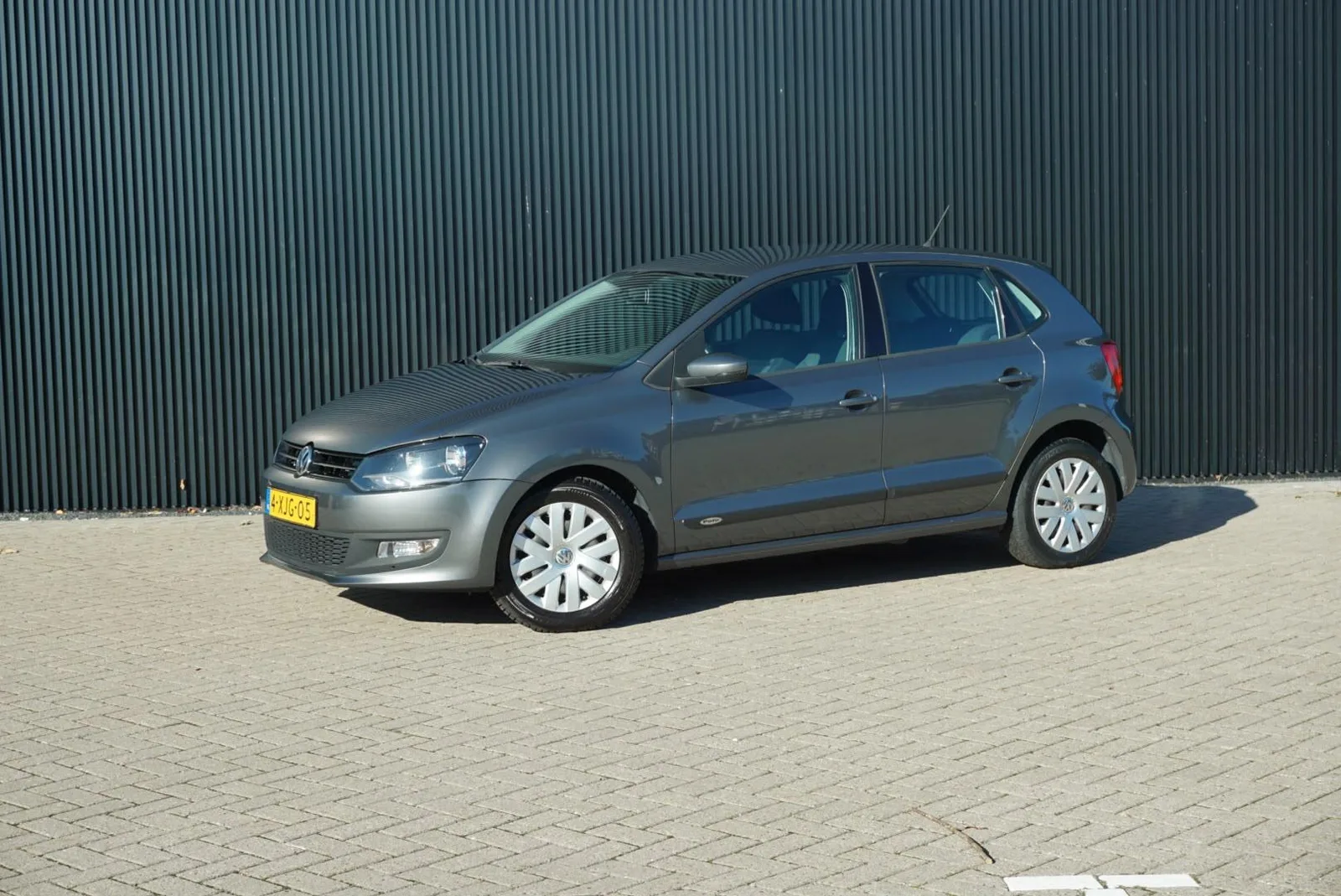 Volkswagen Polo (2012) — foto 1