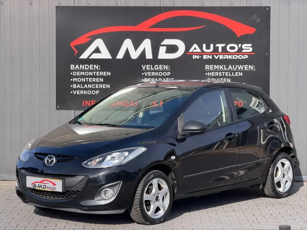 Mazda 2 (2012) — foto 1