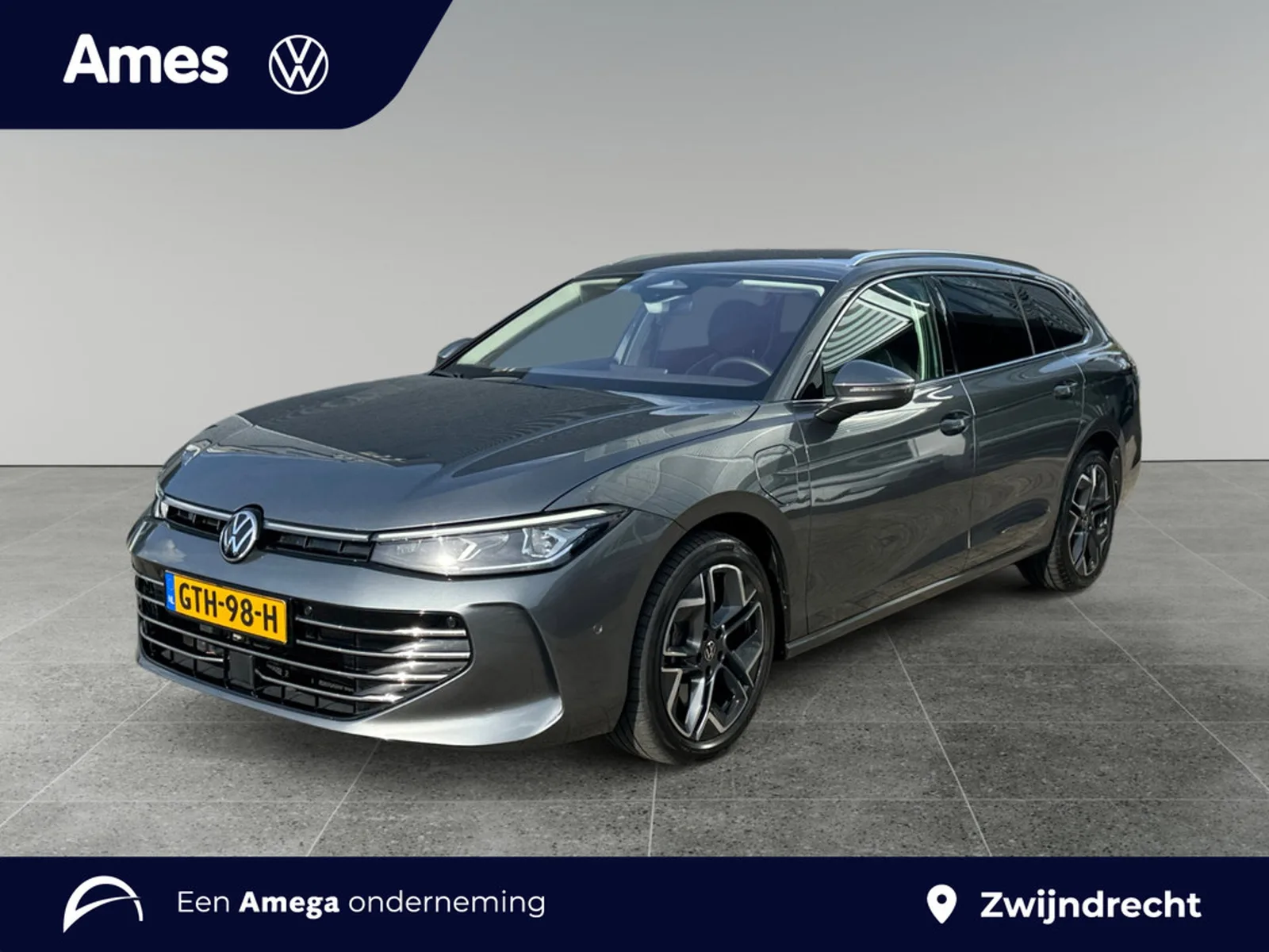 Volkswagen Passat (2024) — foto 1