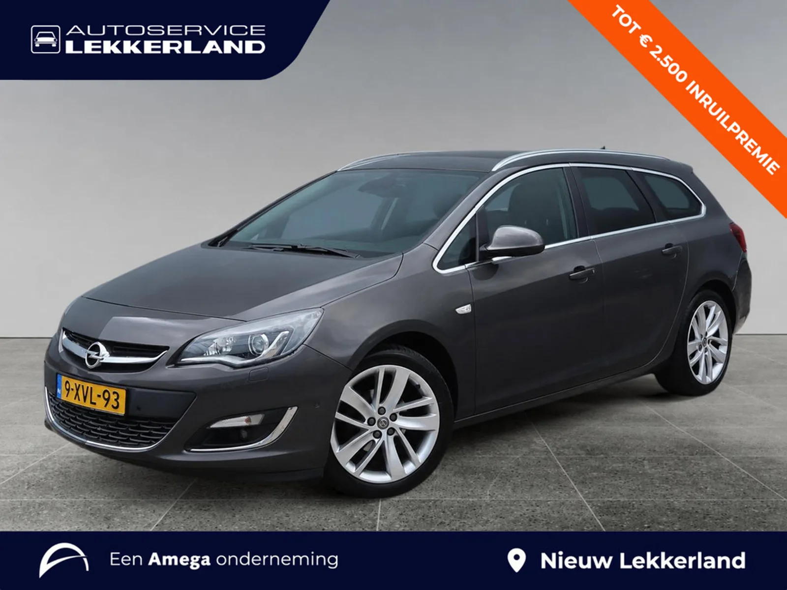 Opel Astra Sports Tourer (2014) — foto 1