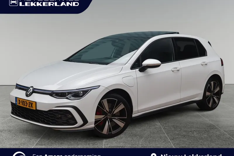 Volkswagen Golf (2022)