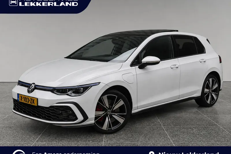 Volkswagen Golf (2022)